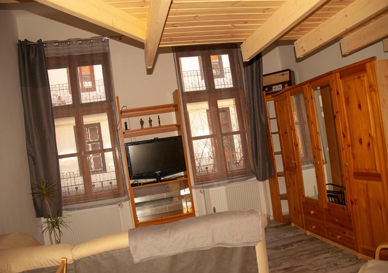 Western Apartman Budapest Exterior photo